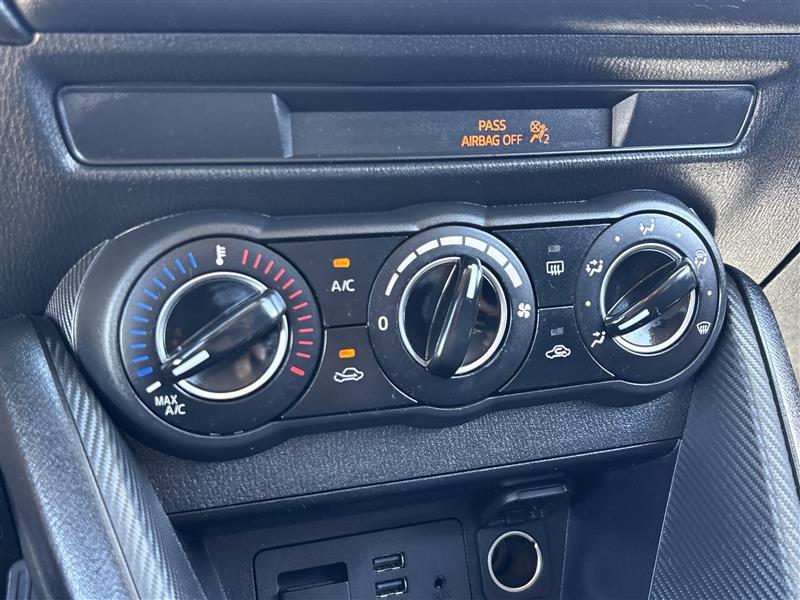Toyota Yaris iA 6A 2019