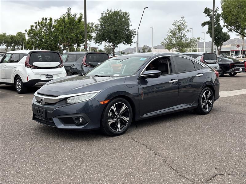 Honda Civic Touring Sedan CVT 2016