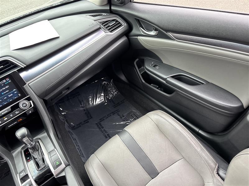 Honda Civic Touring Sedan CVT 2016