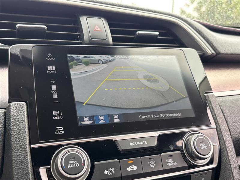 Honda Civic Touring Sedan CVT 2016