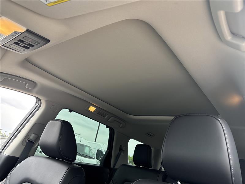 Nissan Pathfinder Platinum 4WD 2025