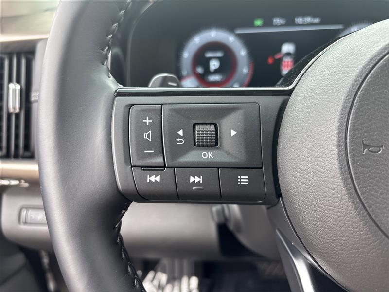 Nissan Pathfinder Platinum 4WD 2025