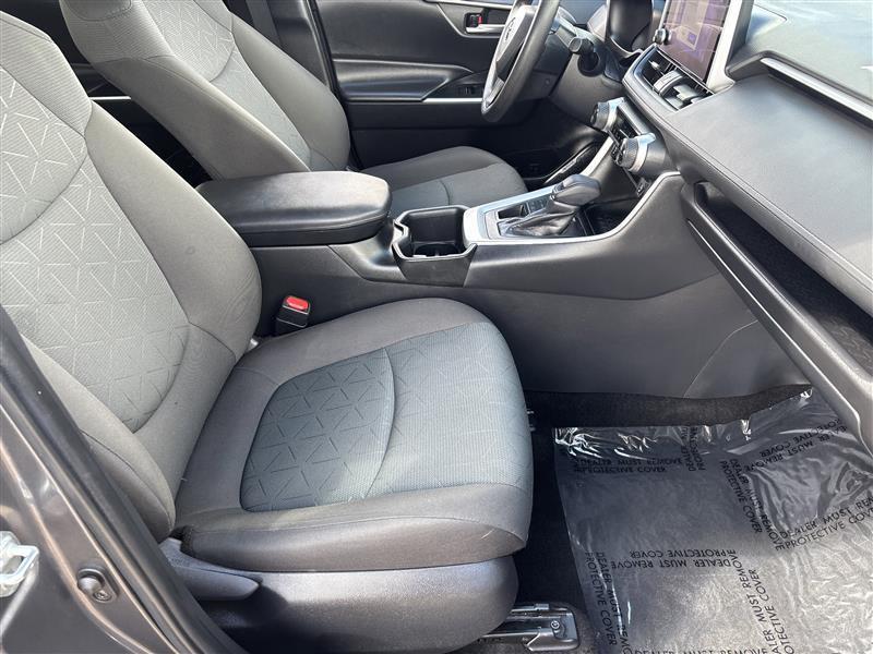 Toyota RAV4 XLE AWD 2023