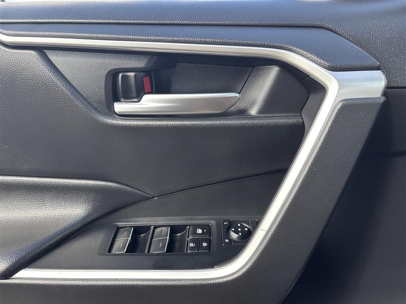 Toyota RAV4 XLE AWD 2023