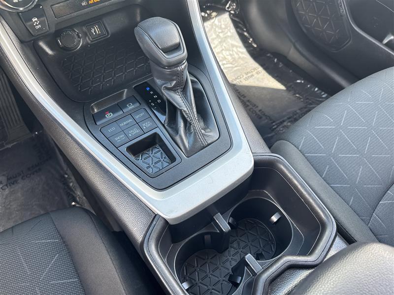 Toyota RAV4 XLE AWD 2023