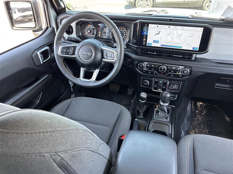 Jeep Wrangler Sahara 2024