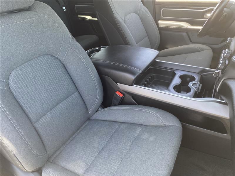 RAM 1500 Big Horn Crew Cab SWB 4WD 2021