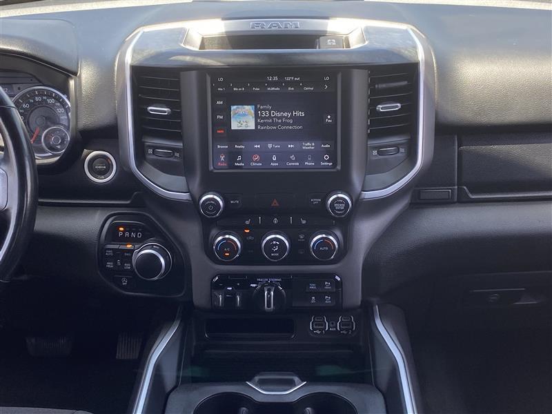 RAM 1500 Big Horn Crew Cab SWB 4WD 2021