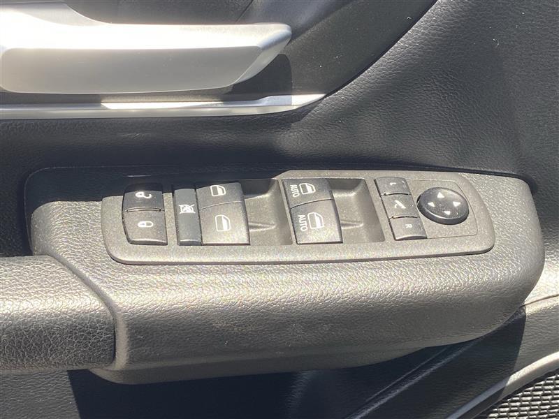 RAM 1500 Big Horn Crew Cab SWB 4WD 2021