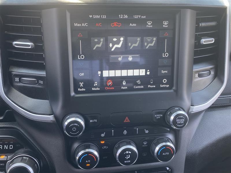 RAM 1500 Big Horn Crew Cab SWB 4WD 2021