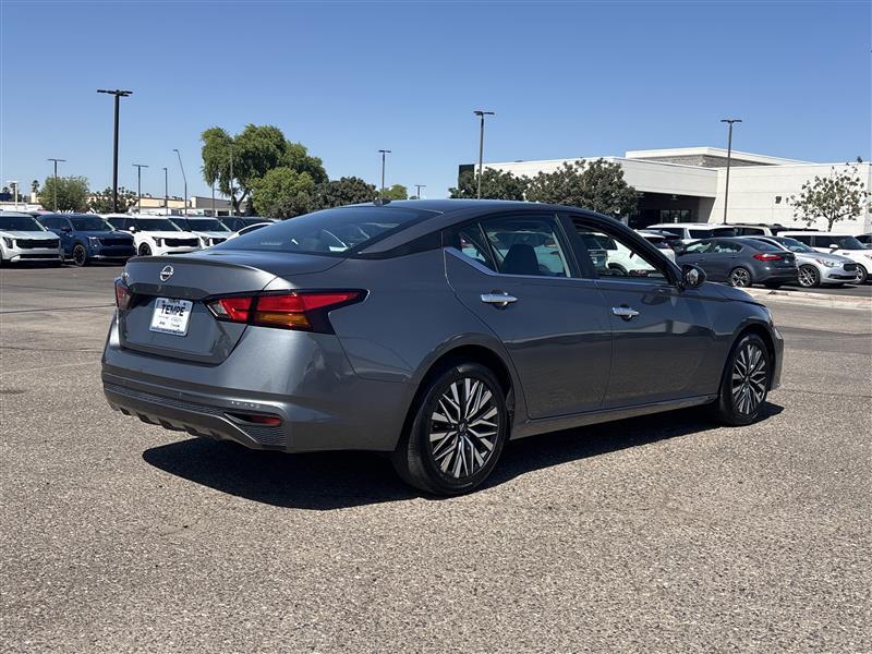 Nissan Altima 2.5 SV 2025
