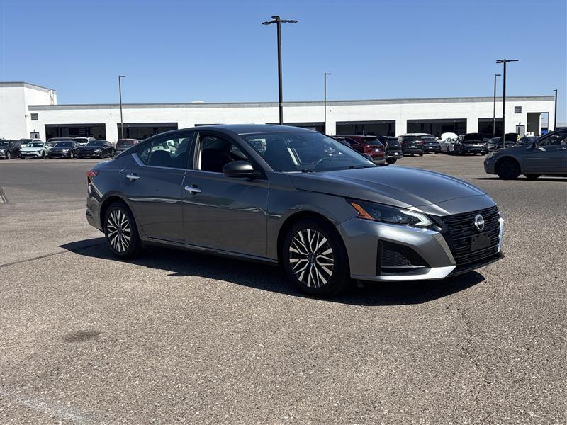 Nissan Altima 2.5 SV 2025