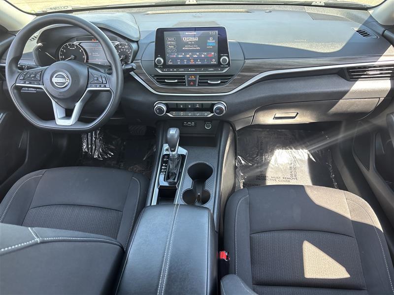 Nissan Altima 2.5 SV 2025
