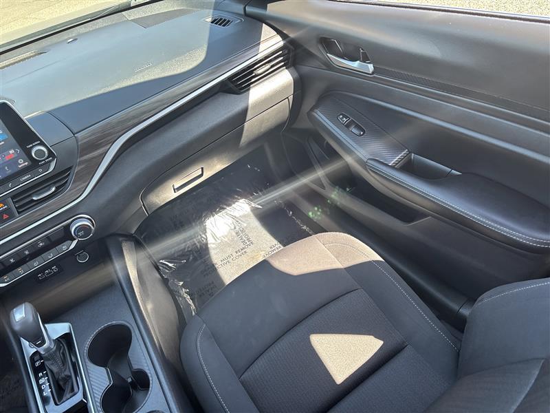 Nissan Altima 2.5 SV 2025