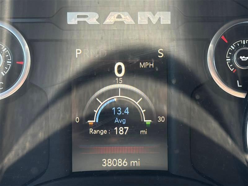 RAM 2500 Tradesman Crew Cab SWB 4WD 2022