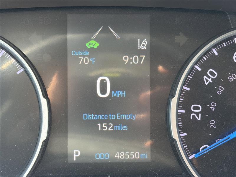 Toyota RAV4 Hybrid LE 2020