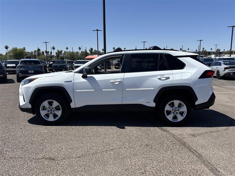 Toyota RAV4 Hybrid LE 2020