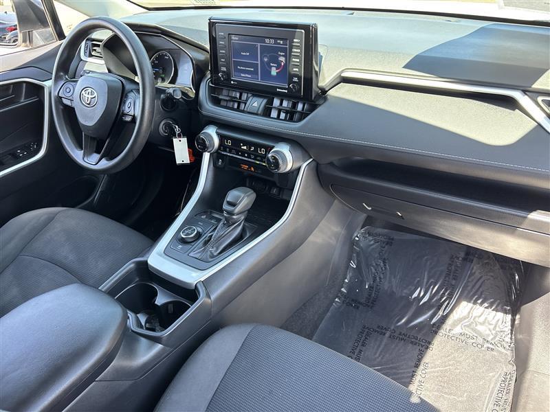 Toyota RAV4 Hybrid LE 2020