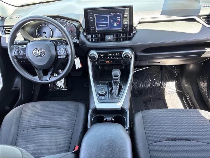 Toyota RAV4 Hybrid LE 2020