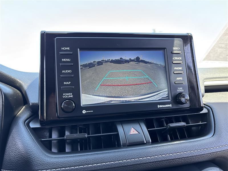 Toyota RAV4 Hybrid LE 2020