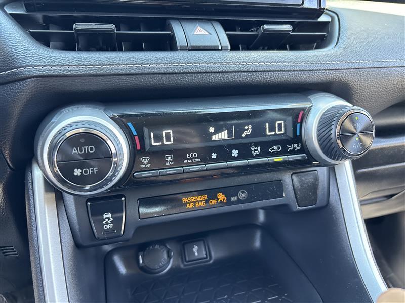 Toyota RAV4 Hybrid LE 2020