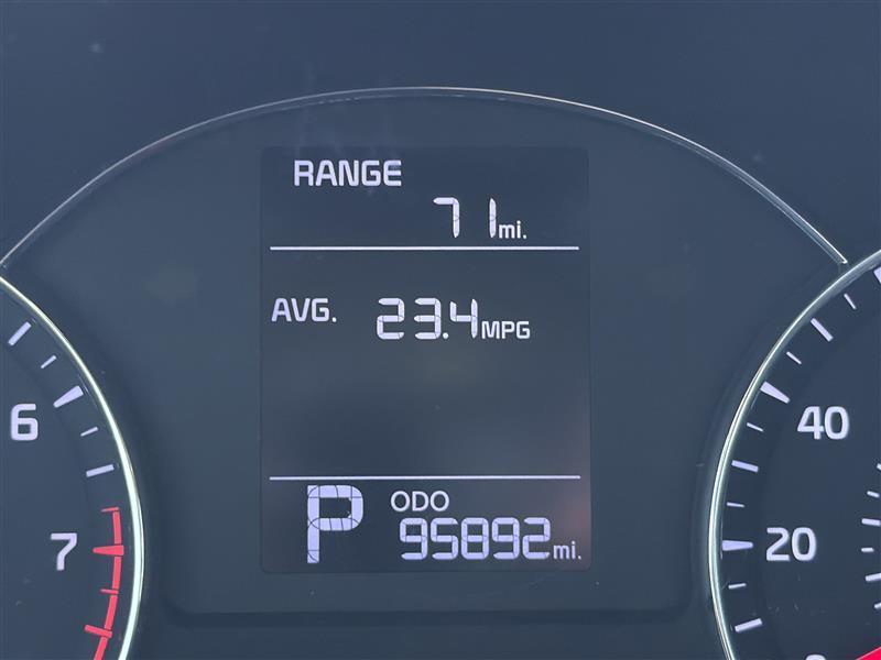 Kia Forte 5-Door LX 2016
