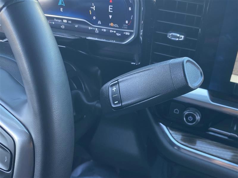 Chevrolet Silverado 1500 LT Crew Cab 2WD 2023