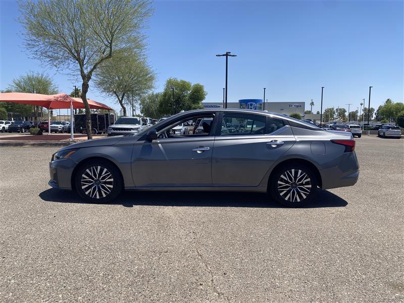 Nissan Altima 2.5 SV 2024