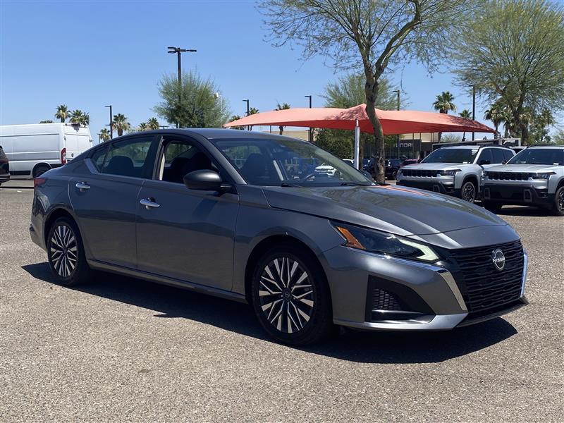 Nissan Altima 2.5 SV 2024