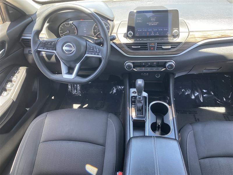 Nissan Altima 2.5 SV 2024