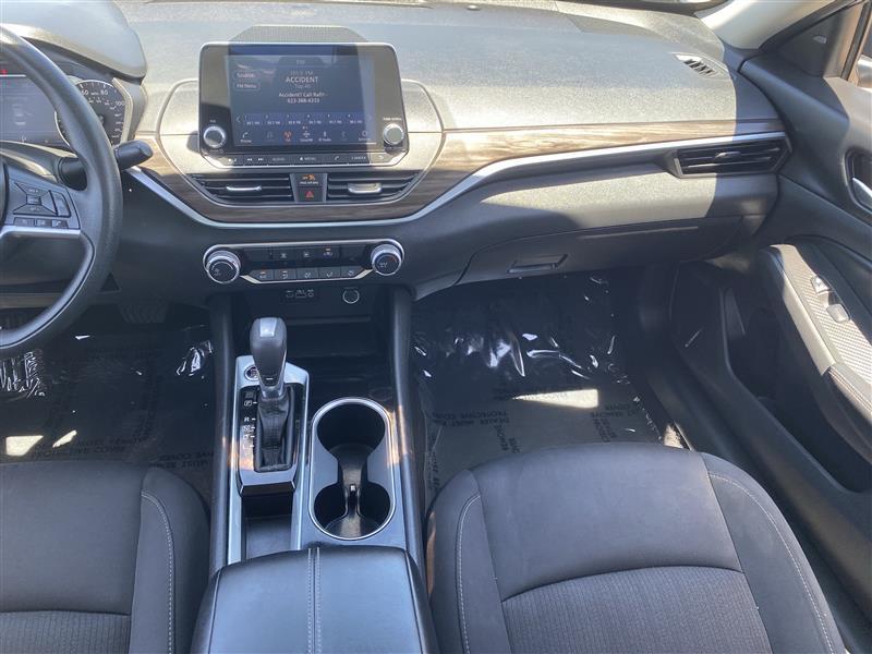 Nissan Altima 2.5 SV 2024