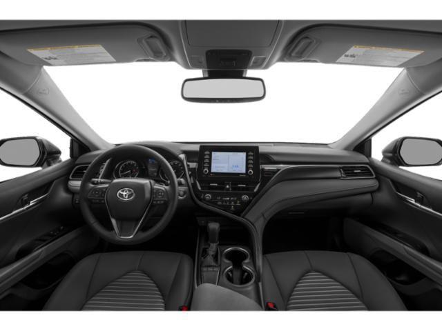 Toyota Camry SE 2023