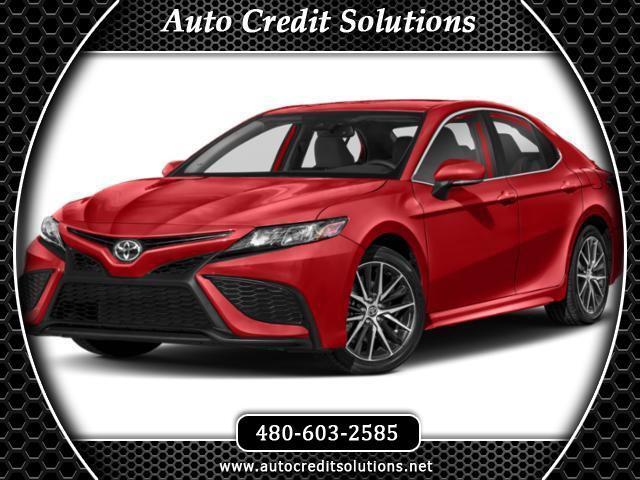 Toyota Camry SE 2023