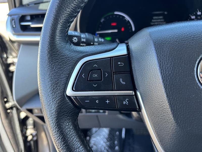 Toyota Sienna XLE 7-Passenger 2023