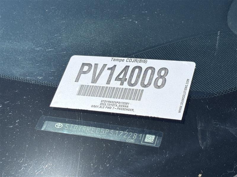 Toyota Sienna XLE 7-Passenger 2023