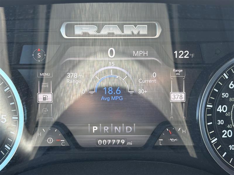 RAM 1500 Laramie Crew Cab SWB 4WD 2023