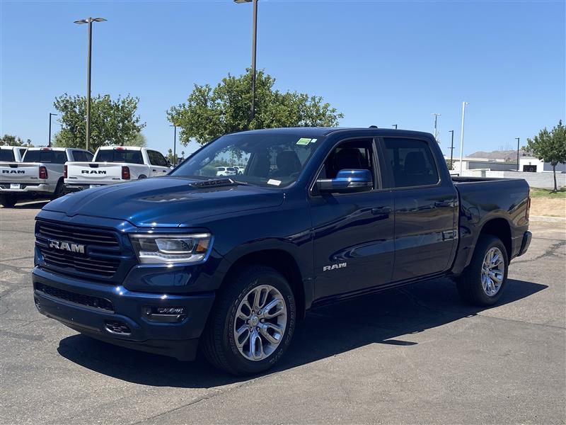 RAM 1500 Laramie Crew Cab SWB 4WD 2023