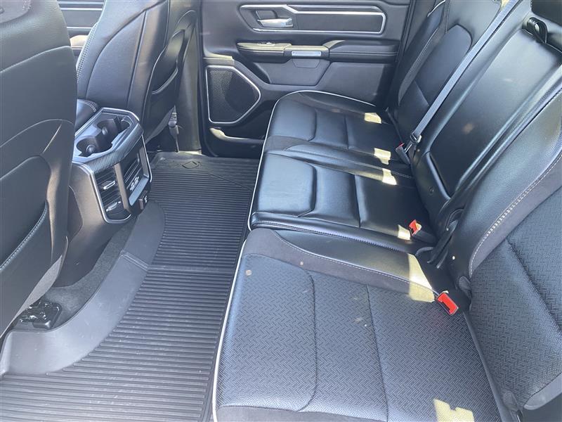 RAM 1500 Laramie Crew Cab SWB 4WD 2023