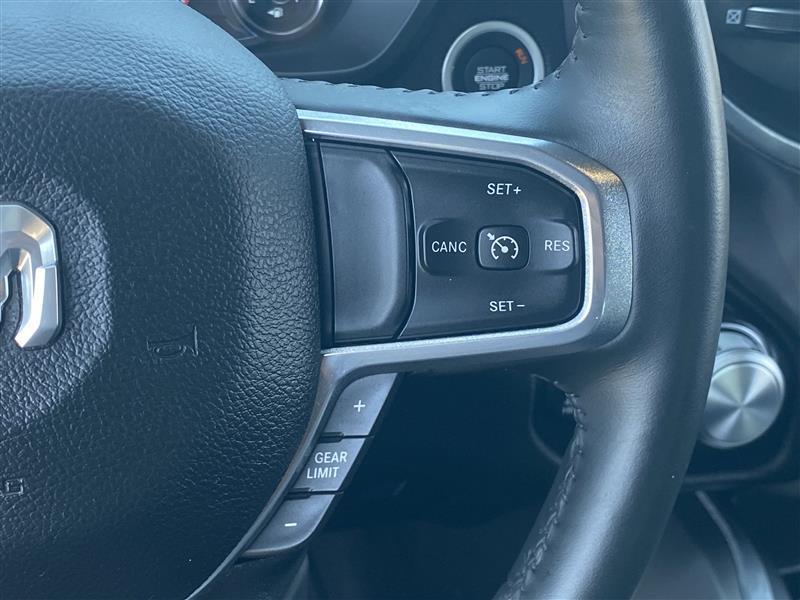 RAM 1500 Laramie Crew Cab SWB 4WD 2023