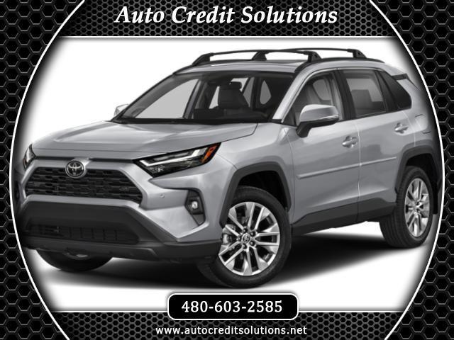 Toyota RAV4 XLE 2024