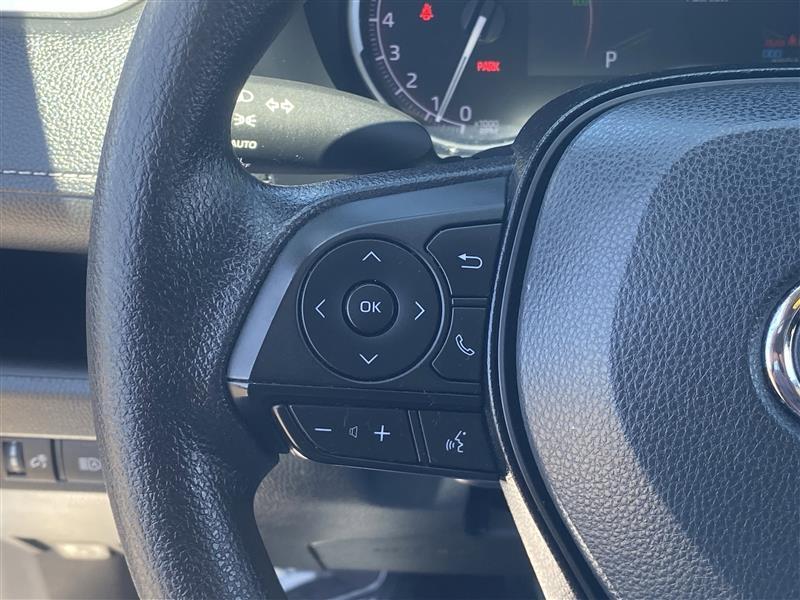 Toyota RAV4 XLE 2024