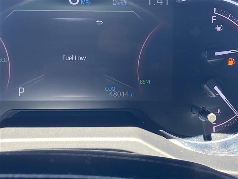 Toyota RAV4 XLE 2024