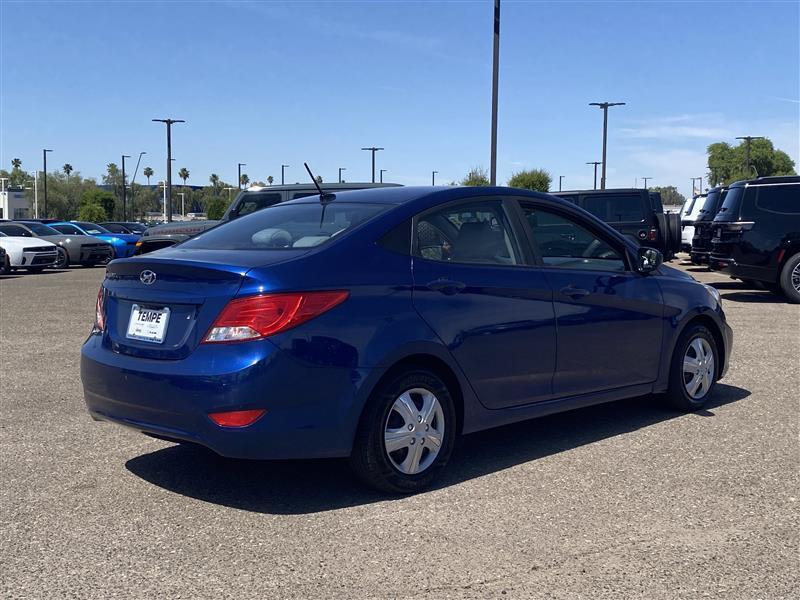 Hyundai Accent SE 4-Door 6A 2017