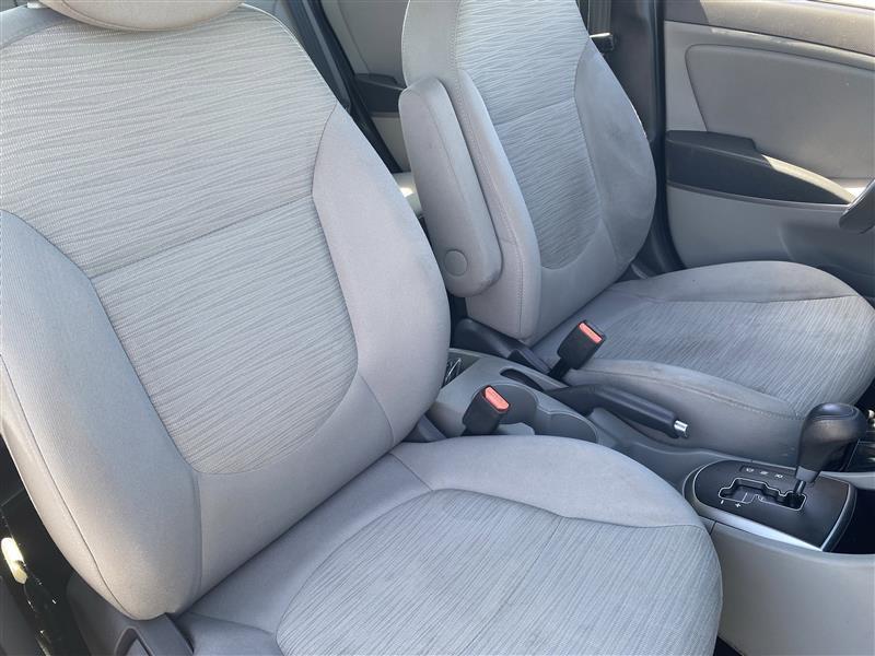 Hyundai Accent SE 4-Door 6A 2017