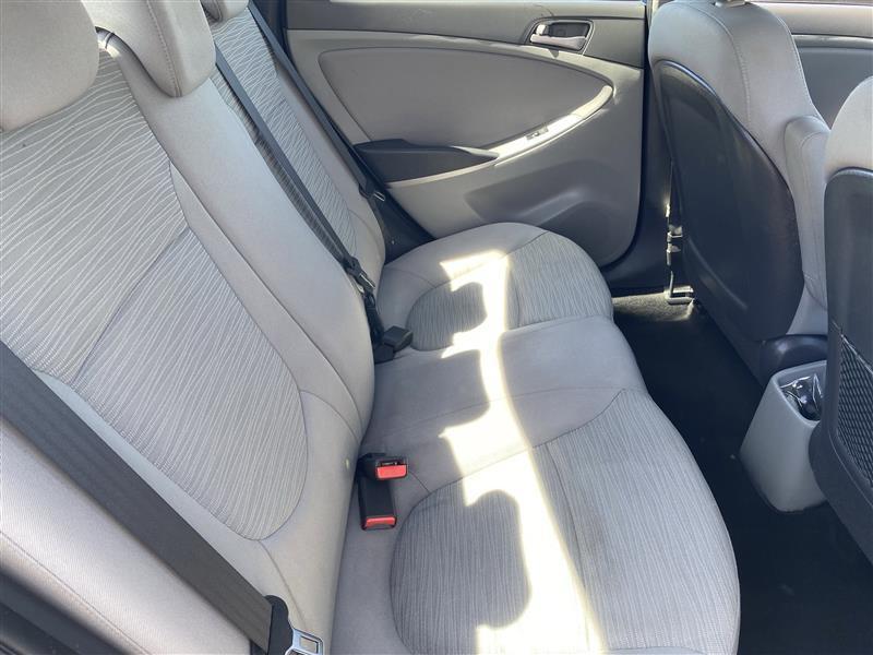 Hyundai Accent SE 4-Door 6A 2017