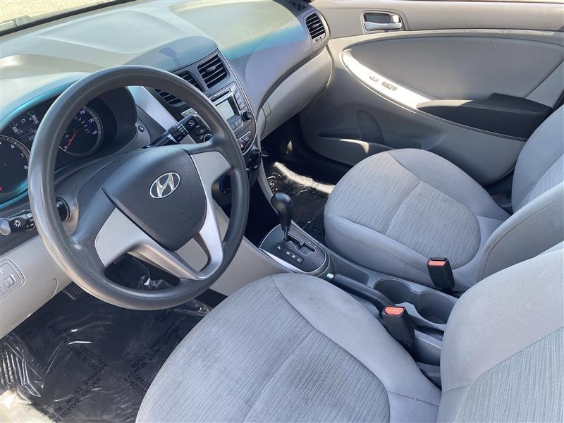 Hyundai Accent SE 4-Door 6A 2017