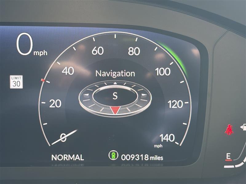 Honda Civic Sport Touring Hybrid 2025