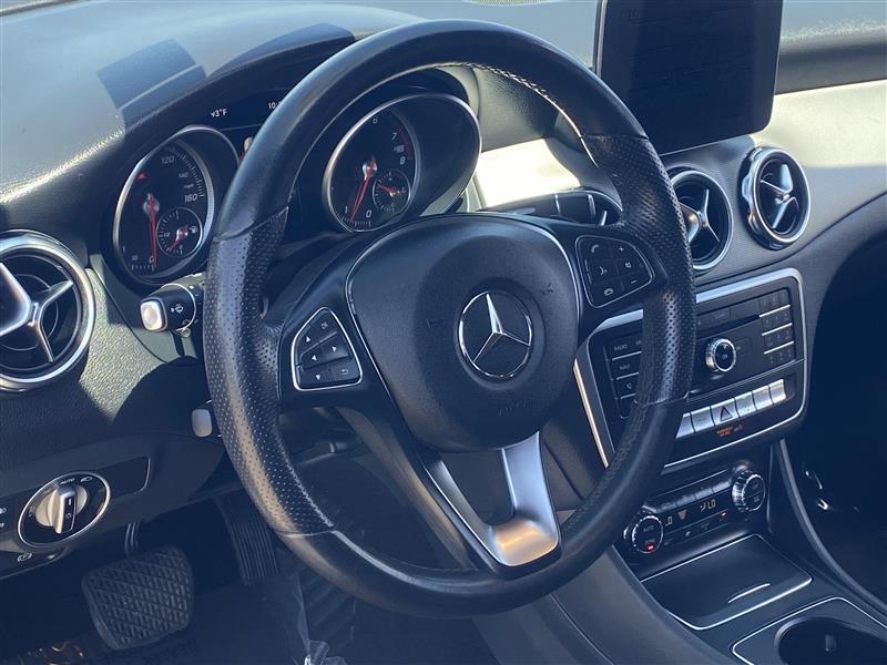 Mercedes-Benz GLA-Class GLA250 2020