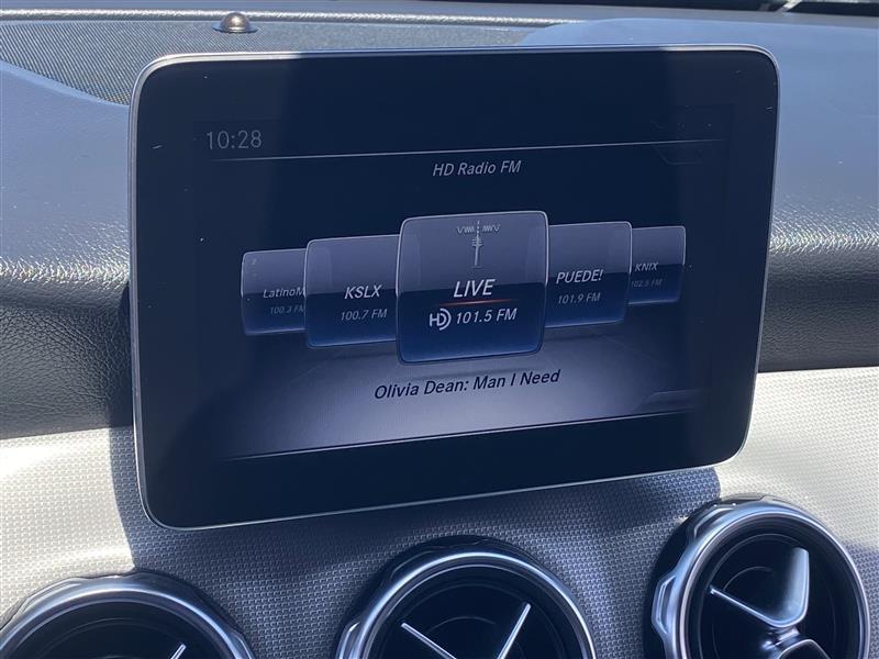 Mercedes-Benz GLA-Class GLA250 2020