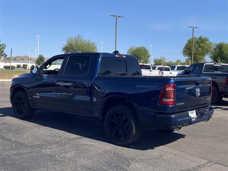 RAM 1500 Laramie Crew Cab SWB 4WD 2023